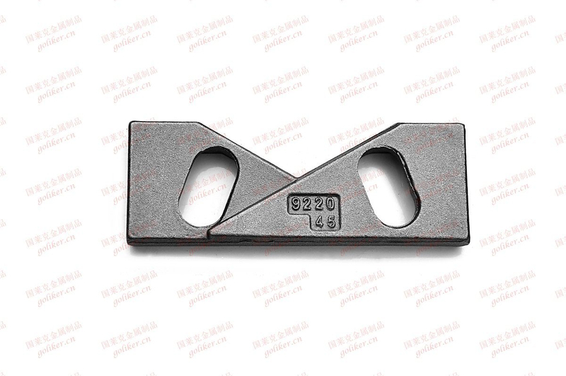 9220 Lower Track Fastening Plate